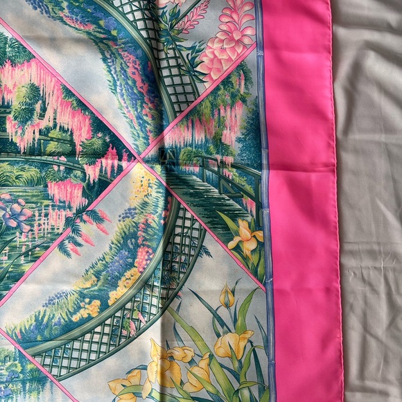 Hermès scarf - Picture 8 of 8